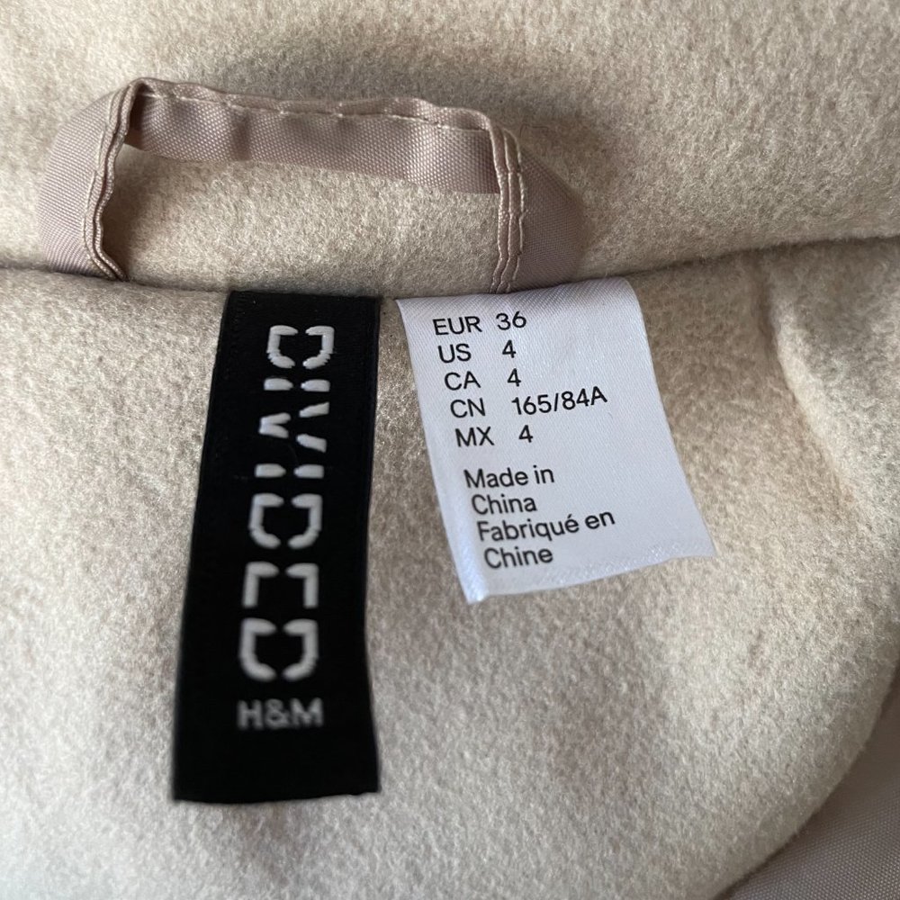 H&M Coat - Picture 6 of 6